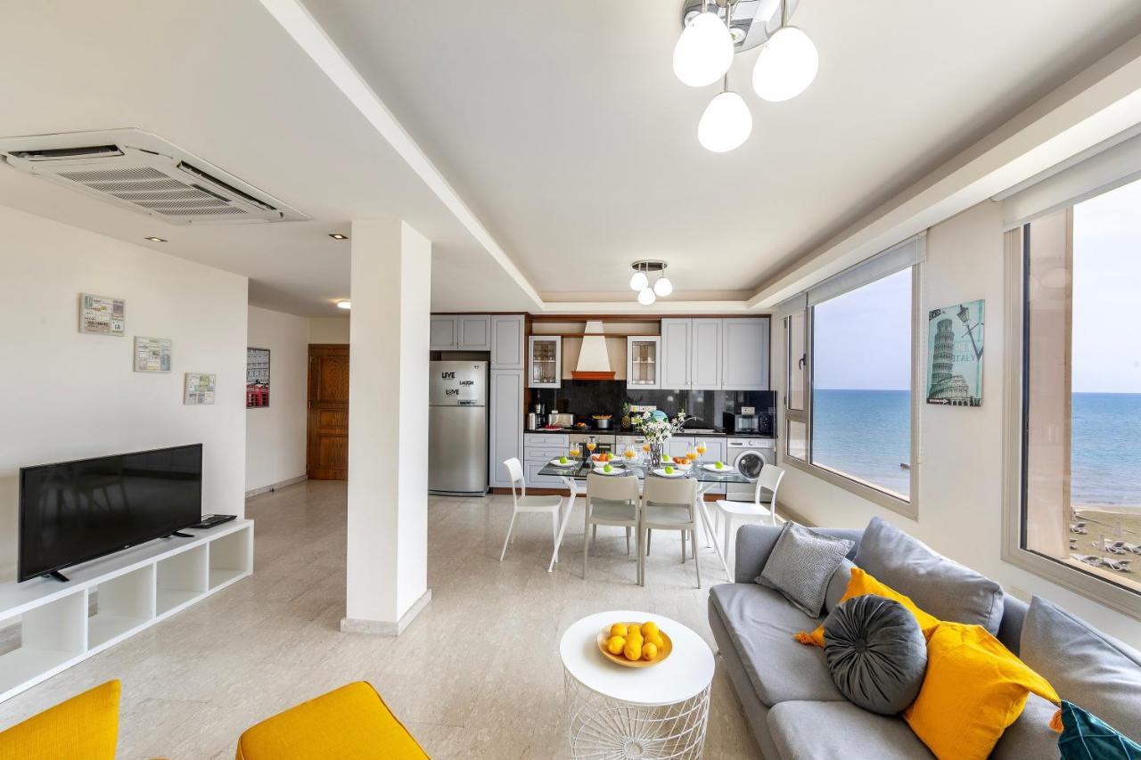 Mackenzie Beachfront Eftyhia Suite Ларнака Екстер'єр фото